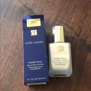 Estée Lauder Double Wear Foundation